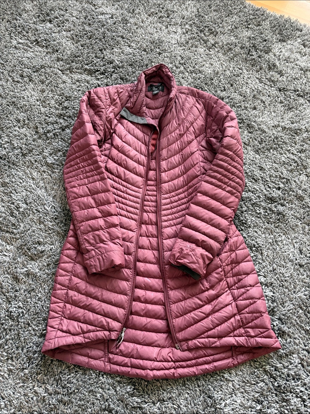 Mountain Hardwear Women's Quilted Long Puffer Jacket in Rose Mauve